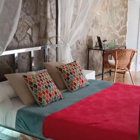 Pension Isla - Couples Only Casas de Cuadra Exterior photo